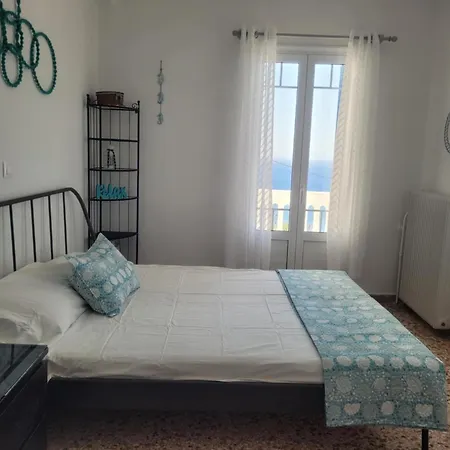 Apartment Dolphini Batsi (Andros)